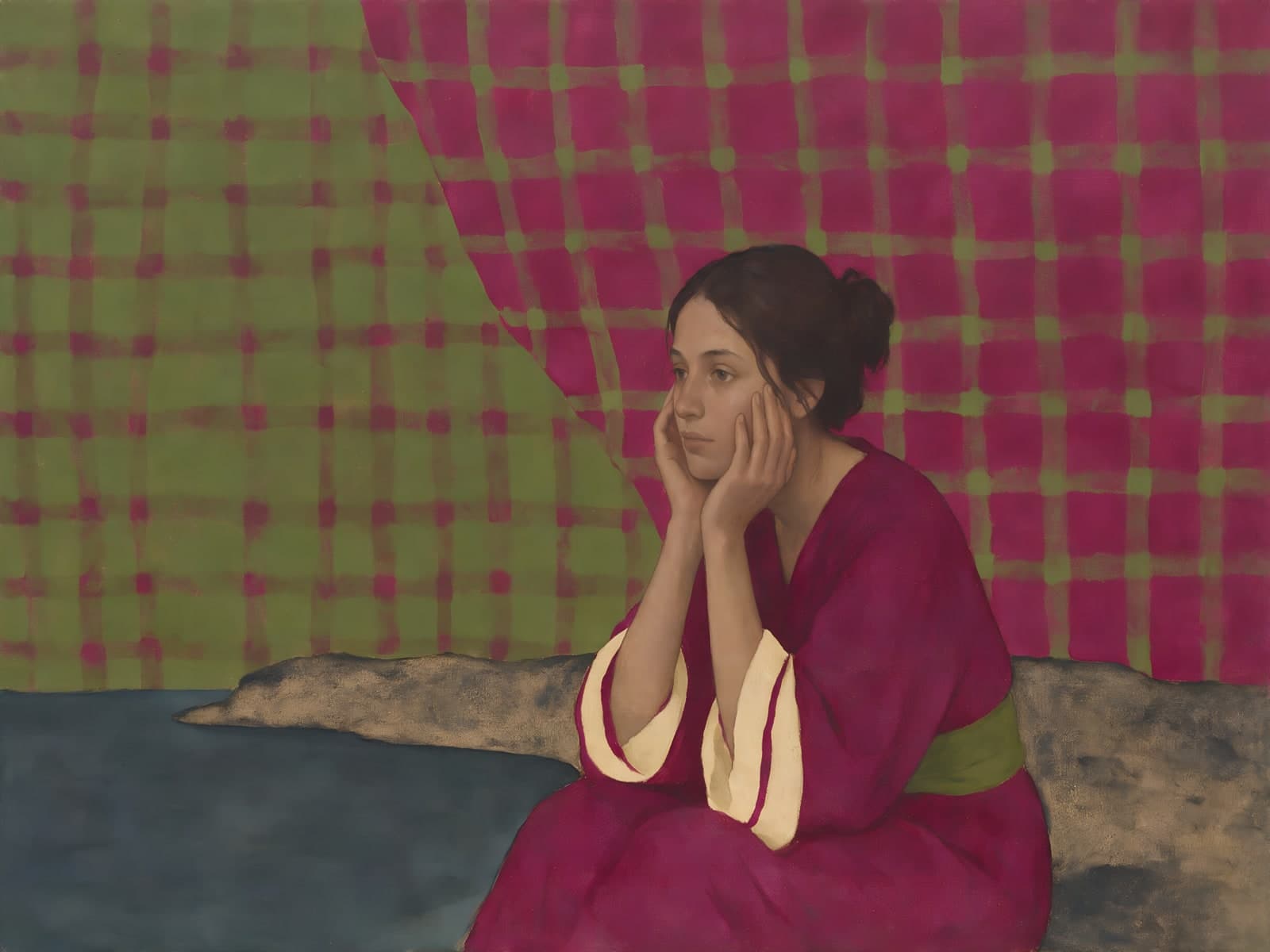 Peinzende vrouw in roze kimono voor ruitpatroon