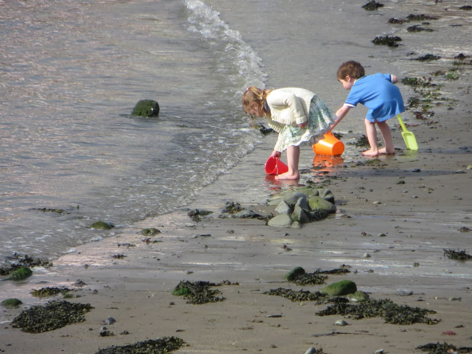 Kinderen aan het strand