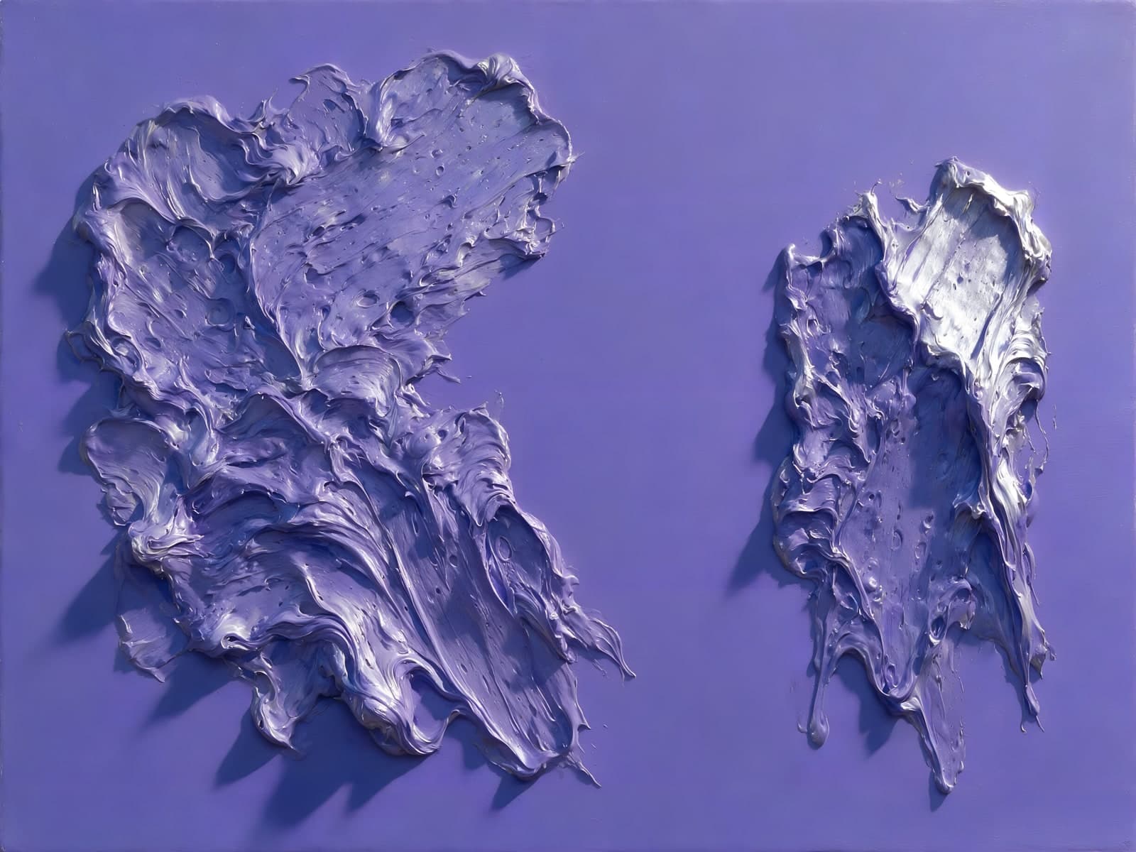 Twee paarse verfreliëfs op violet