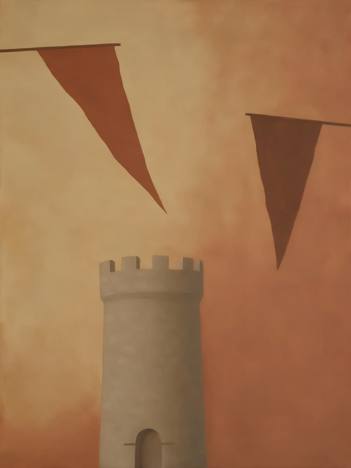 Stenen toren met wimpels voor roestbruine lucht