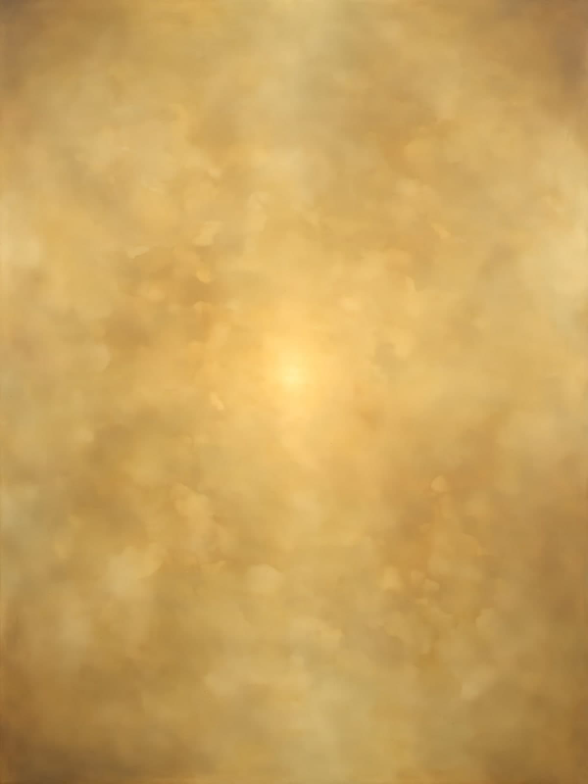 Gouden gloed met wolkig licht