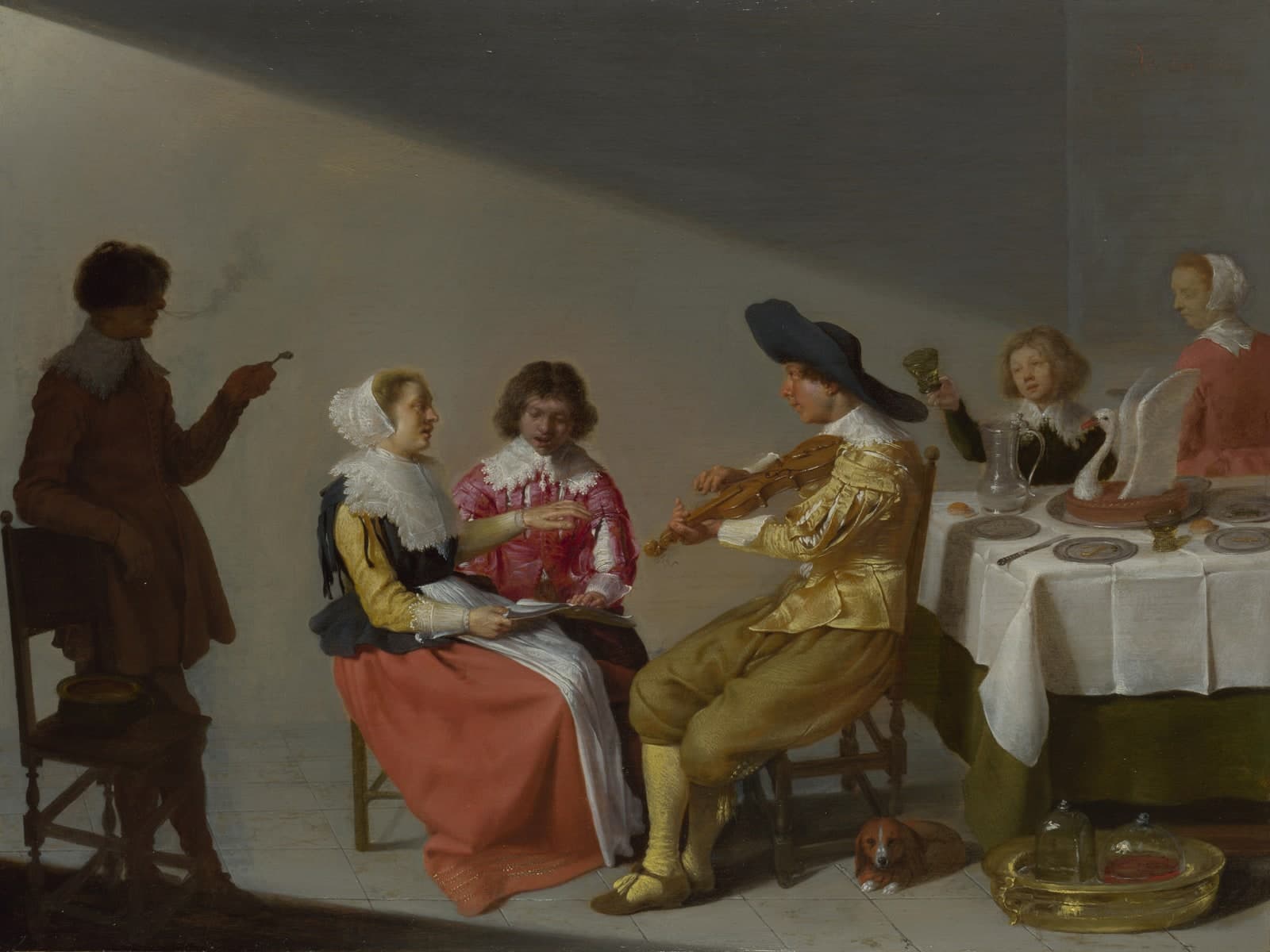 Elegant rokend en musicerend gezelschap in een interieur